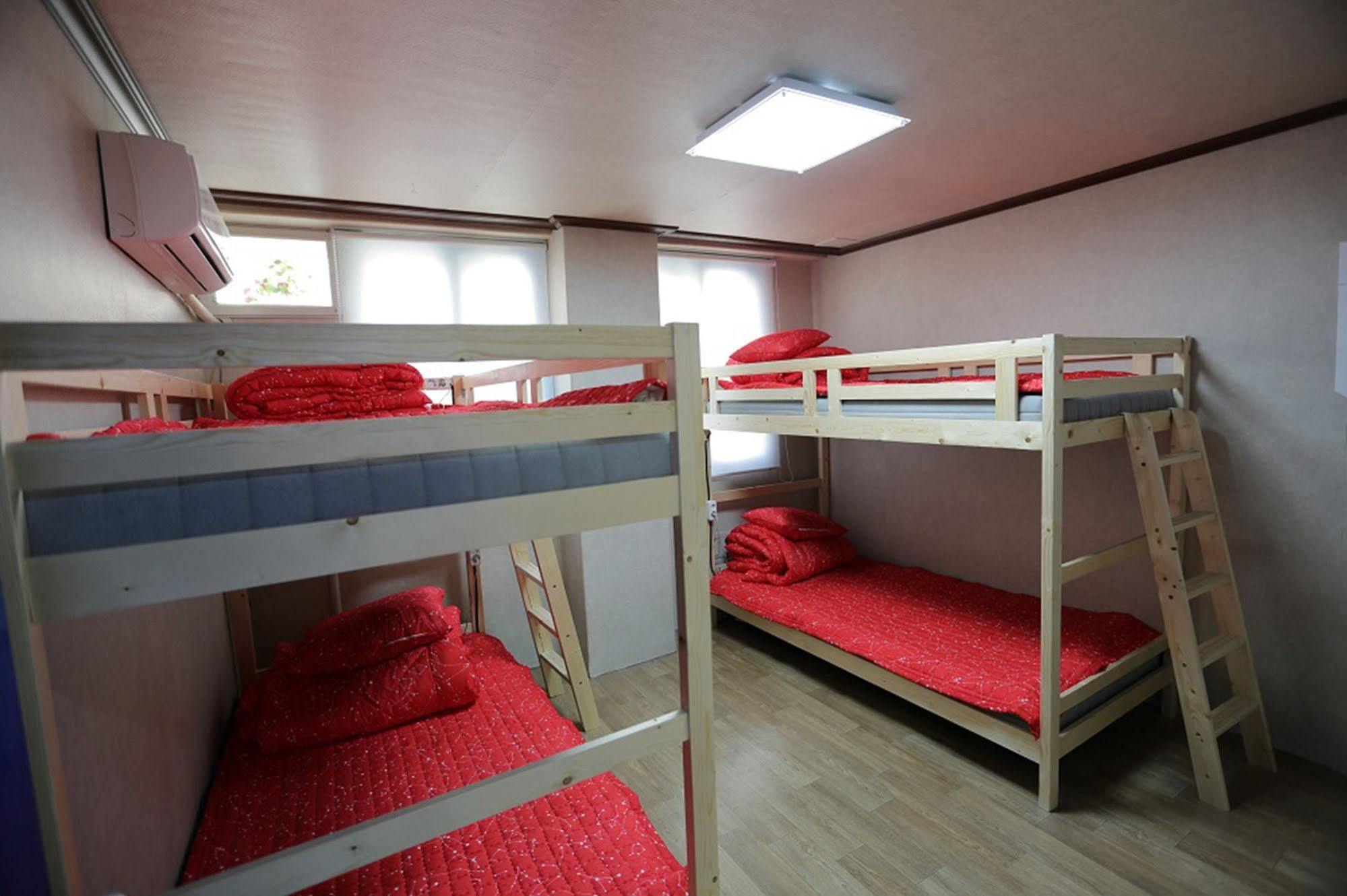 Chunja Guesthouse جانجنيونج المظهر الخارجي الصورة