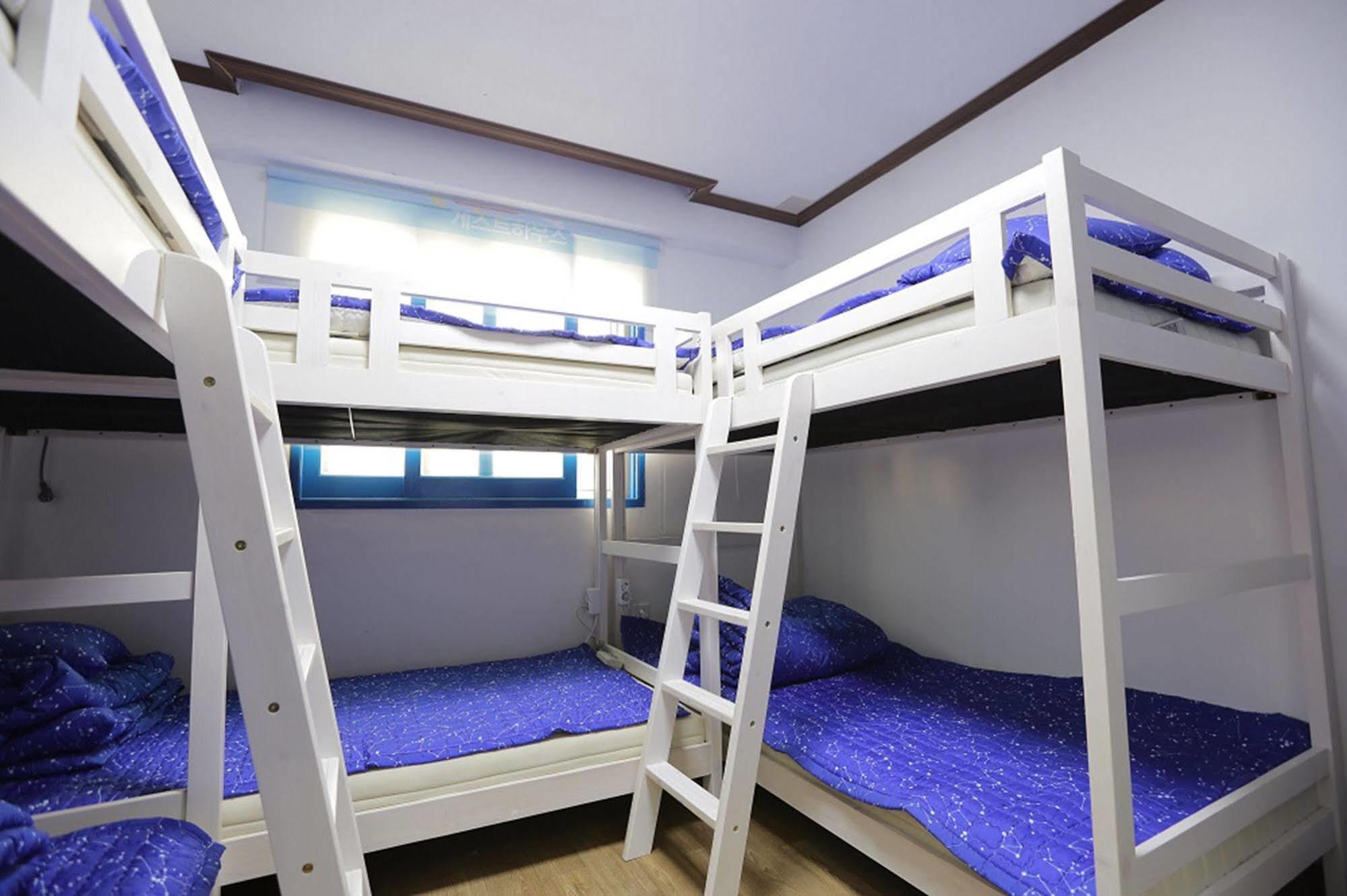 Chunja Guesthouse جانجنيونج المظهر الخارجي الصورة